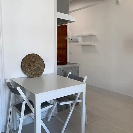 公寓 Estudio La Gavota, A 2 Minutos De La Playa *